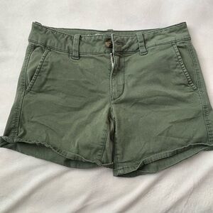 American Eagle Outfitters Olive Cargo Shorts